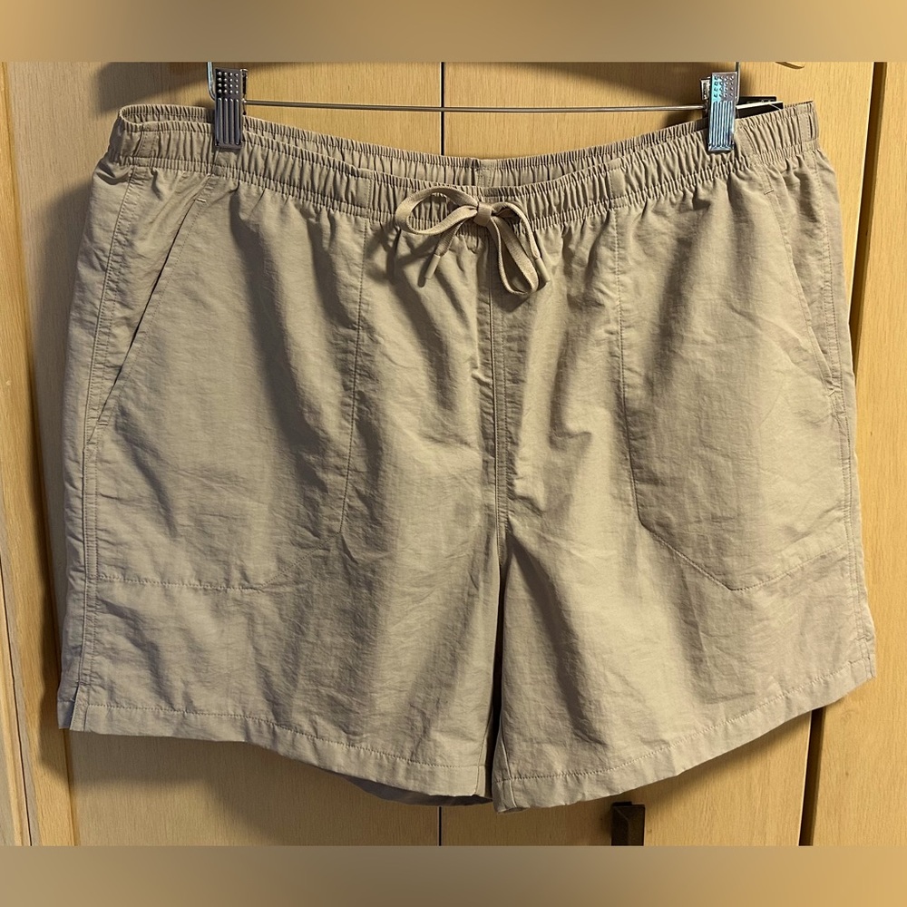 Men’s DSG 6” Inseam Rec Shorts - NWT